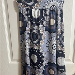 Stylish Women's Skirt with Geometric Patterns